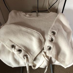 mono B crop sweater